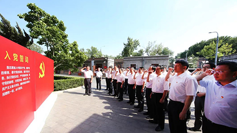 北京日报专版刊文：党旗下，以坚定信心迈向“百年抖圈”