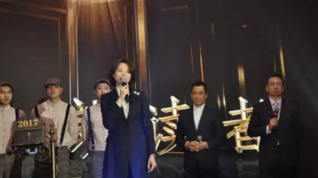 大咖云集 抖圈集团携手央视《朗读者》再造经典